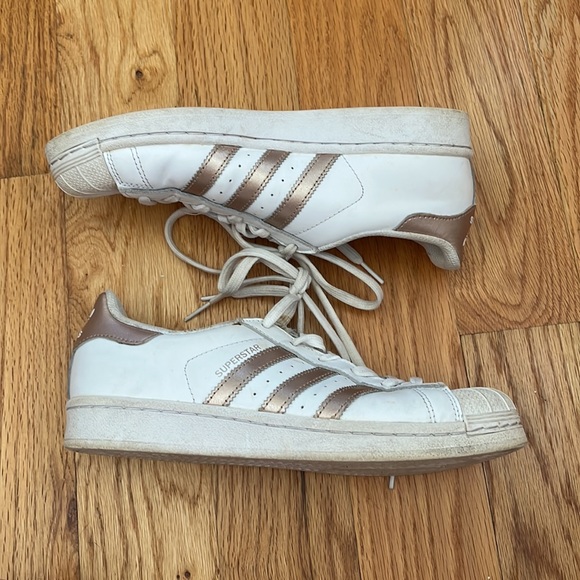 Adidas - Picture 2 of 6